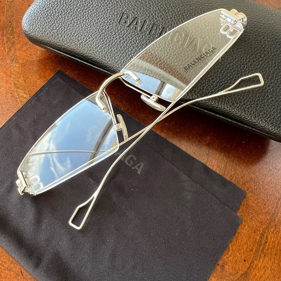 BALENCIAGA SUNGLASSES - Picture 14 of 16